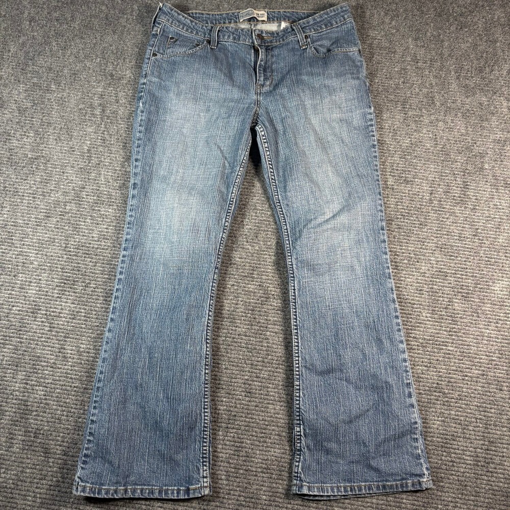 Signature by Levi Strauss Low Rise Bootcut Jeans Womens 12 Short Blue Excellent